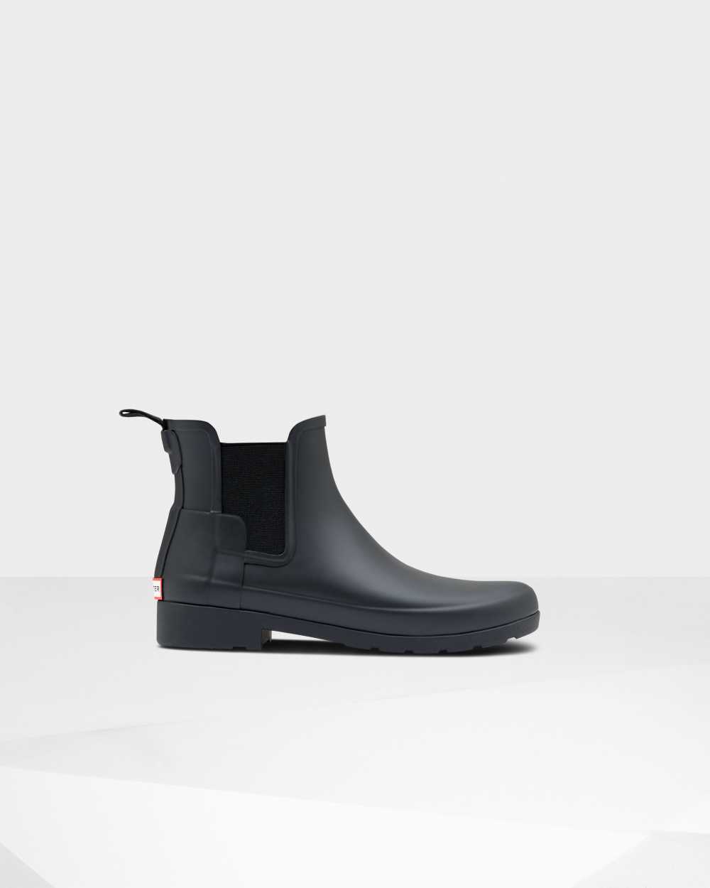 Womens Hunter Refined Slim Fit Chelsea Boots Black | NAZKGP-157